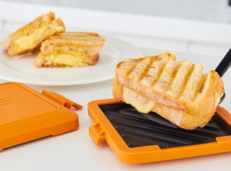 Microwave toastie maker top