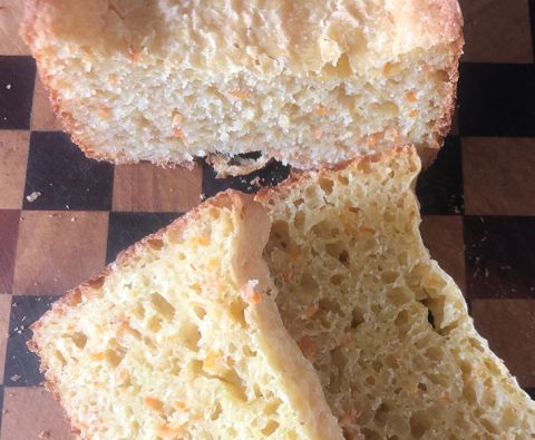 Carrot & Honey Bread with the Morphy Richards Bread Maker